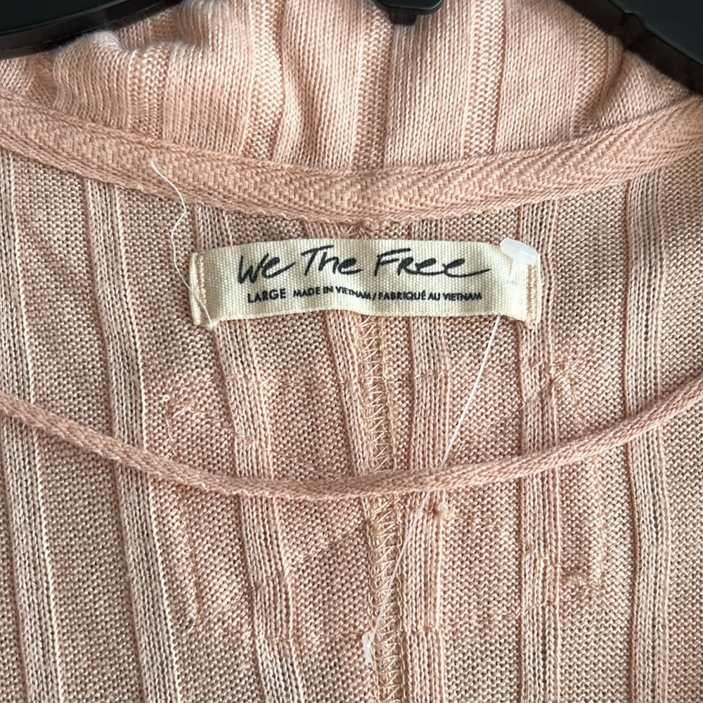 Free People Light Pink/peach Ribbed Collared Top with deep V-neck - Picture 3 of 6